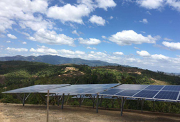 48.9 MWp ج-كومة الشمسية الأرضية تصاعد المشروع في ماليزيا عام 2020
